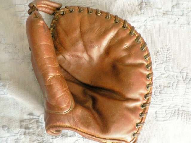 Johnny Mize Ken Wel Front